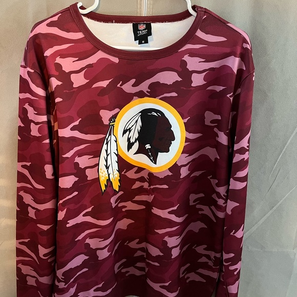 NFL Retired Print, Washington Redskins, Red Cammo, Size Medium - Picture 2 of 8